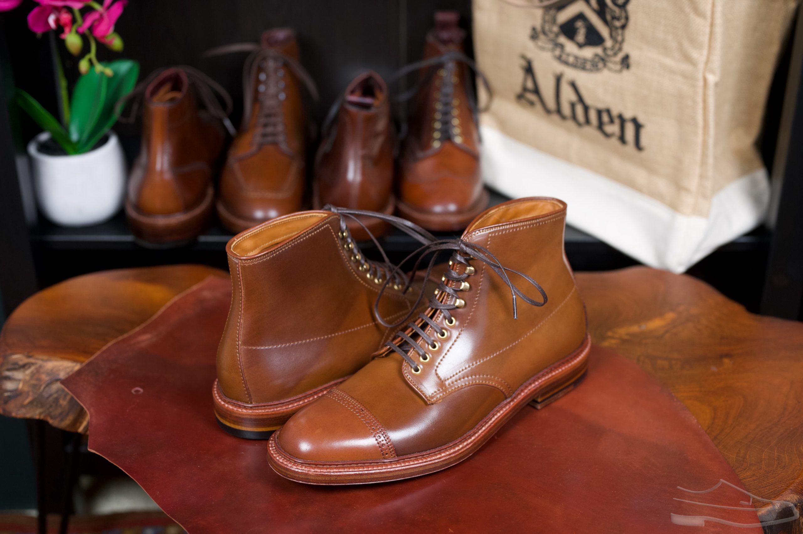 Alden Whiskey Shell Cordovan Brass Jumpers